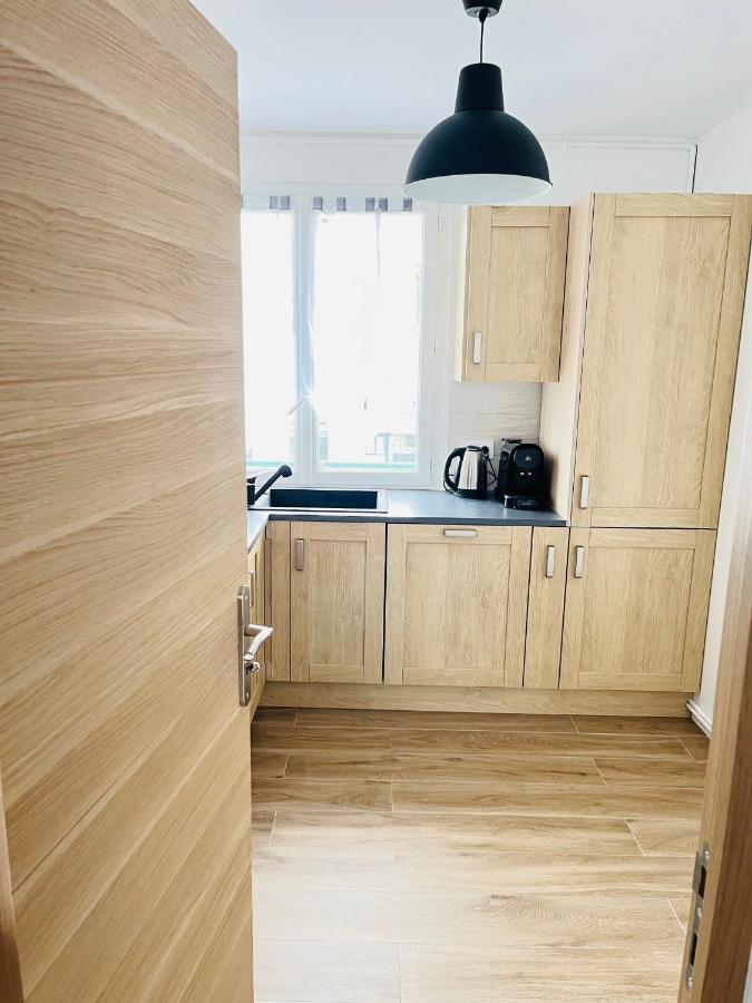 Appartement Spacieux Clichy-sous-Bois Exterior foto