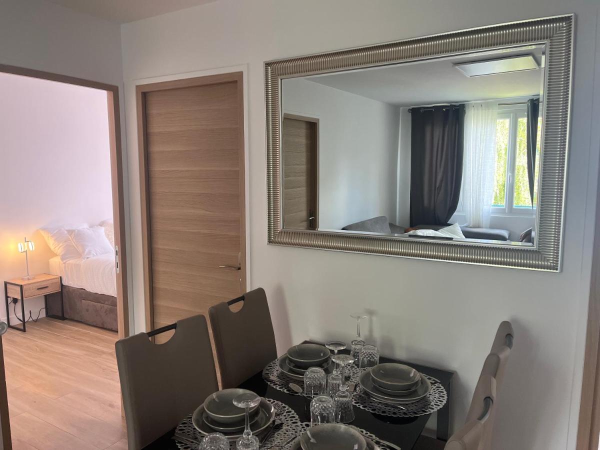 Appartement Spacieux Clichy-sous-Bois Exterior foto